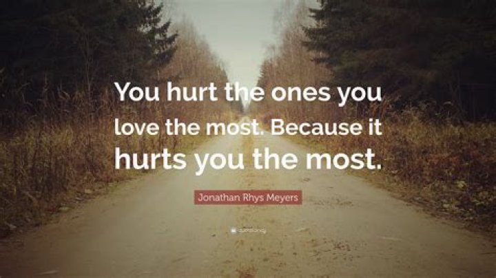 51+ Best Hurt Quotes [Love Hurt You Most] Whatsapp Status For Hurts
