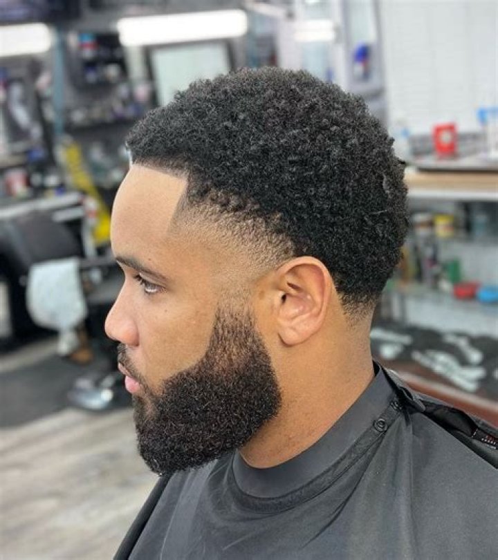 7 Temp Fade Haircuts with Parts & Curls (2020 Guide) Cool Men's Hair