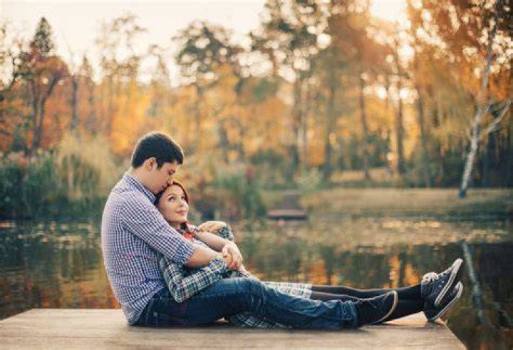 91 Wallpaper Hd Romantic Couple Cartoon MyWeb
