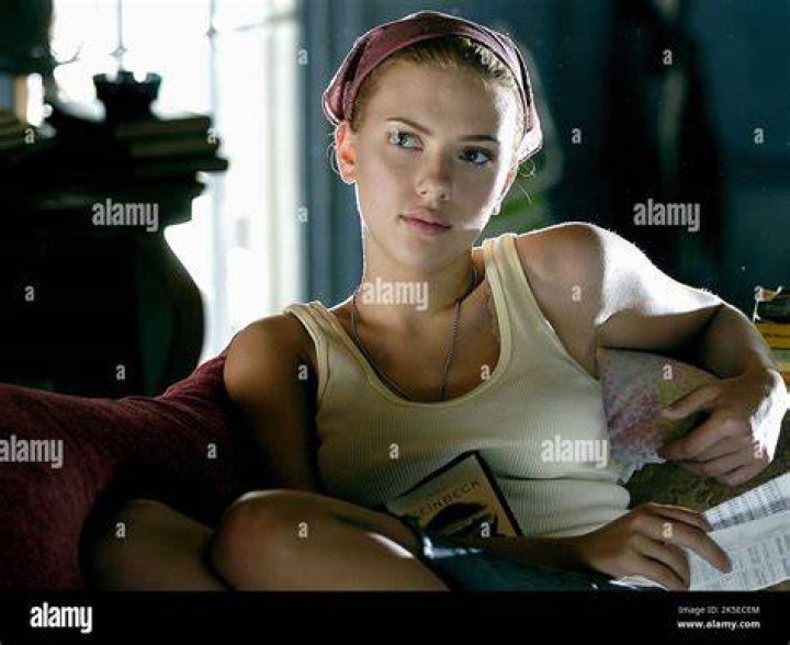A Love Song for Bobby Long (2004) FilmSzenenbild Gabriel macht