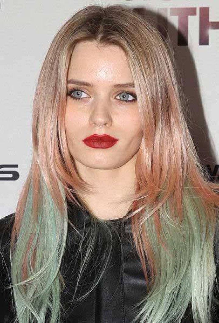 Abbey Lee Kershaw Height Weight Body Stats Age Family Facts