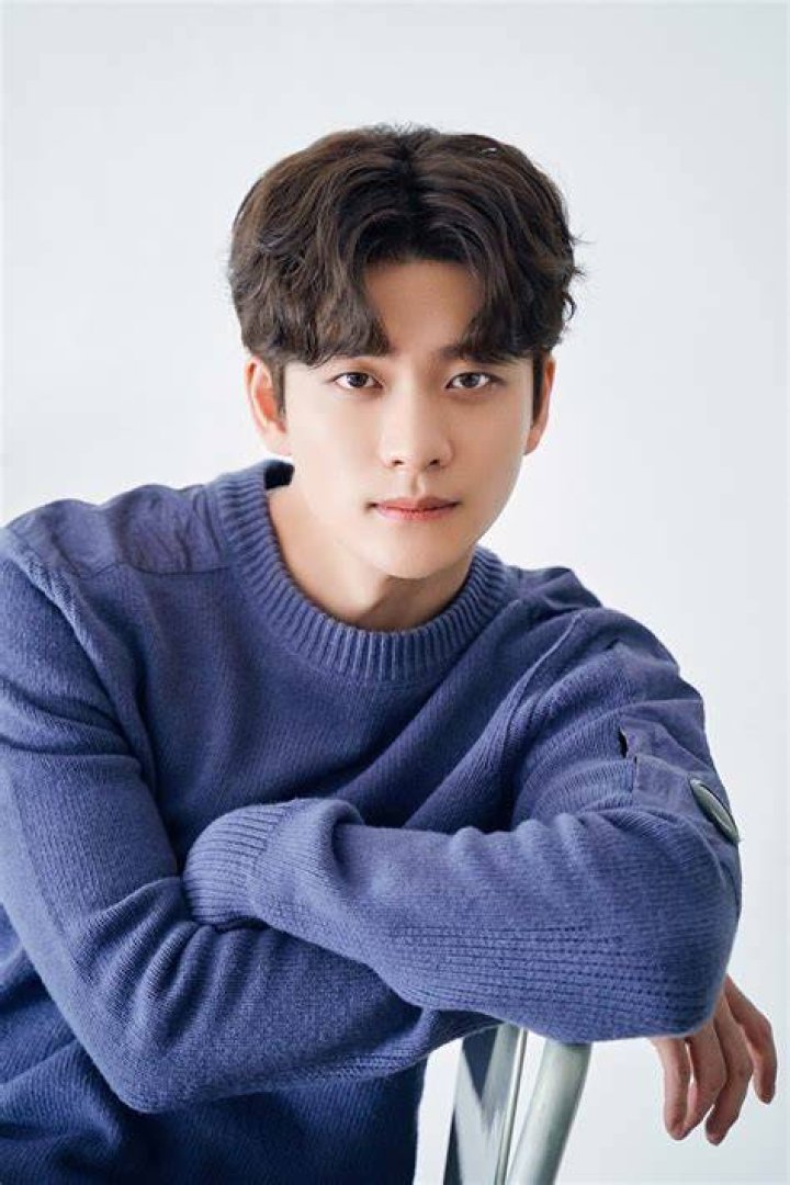 Actor Kang Tae Oh Shares His Final Thoughts On The Hit KDrama "Run On