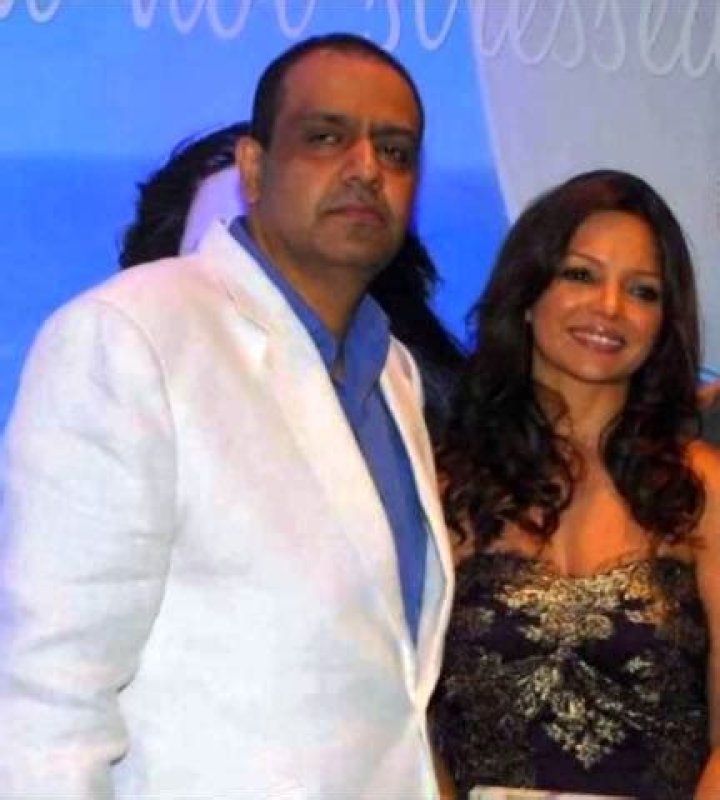 Alanna Pandey Father / Yes alanna is the niece of bollywood actor