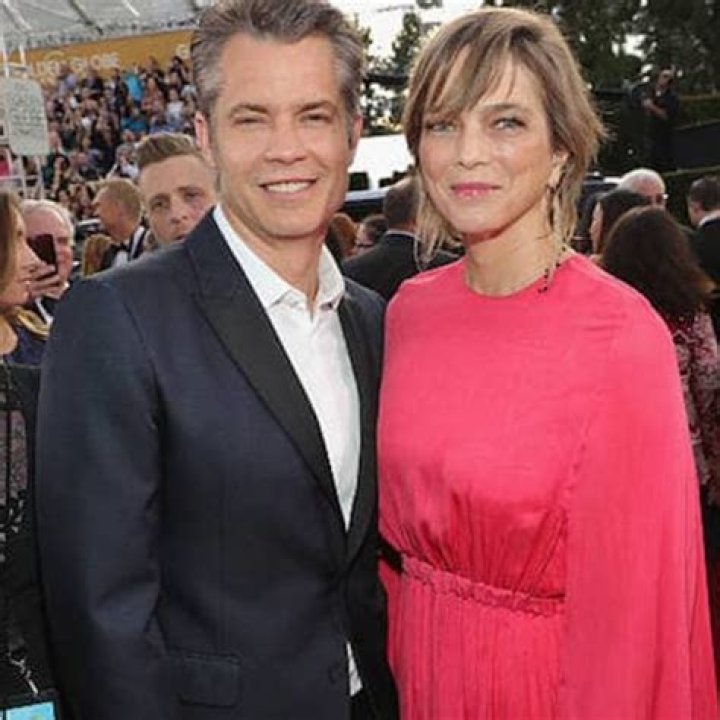Alexis Knief Bio, Facts, Family Life of Wife of Timothy Olyphant