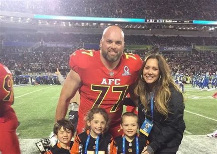 Andrew Whitworth’s Wife Melissa Was Hurt over Cincinnati Bengals’ Offer