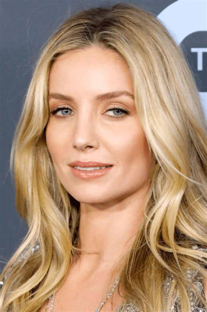 Annabelle Wallis bio age, height, partner, movies and TV shows Legit.ng