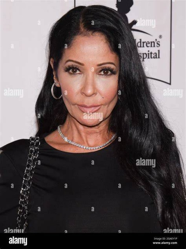 Apollonia Kotero Picture 2 26th Annual GLAAD Media Awards Arrivals