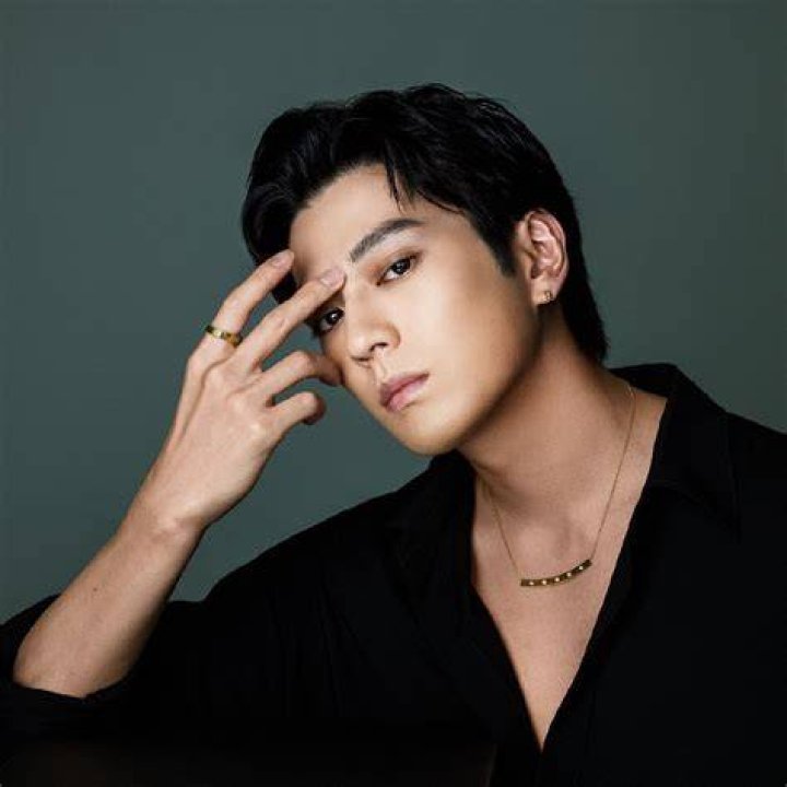 Arata Mackenyu The reallife "Zoro" of One Piece, Japan's national