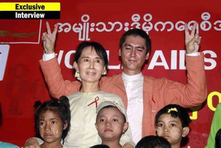 Aung San Suu Kyi Kids Alexander And Dannian Kim Arundel Aris