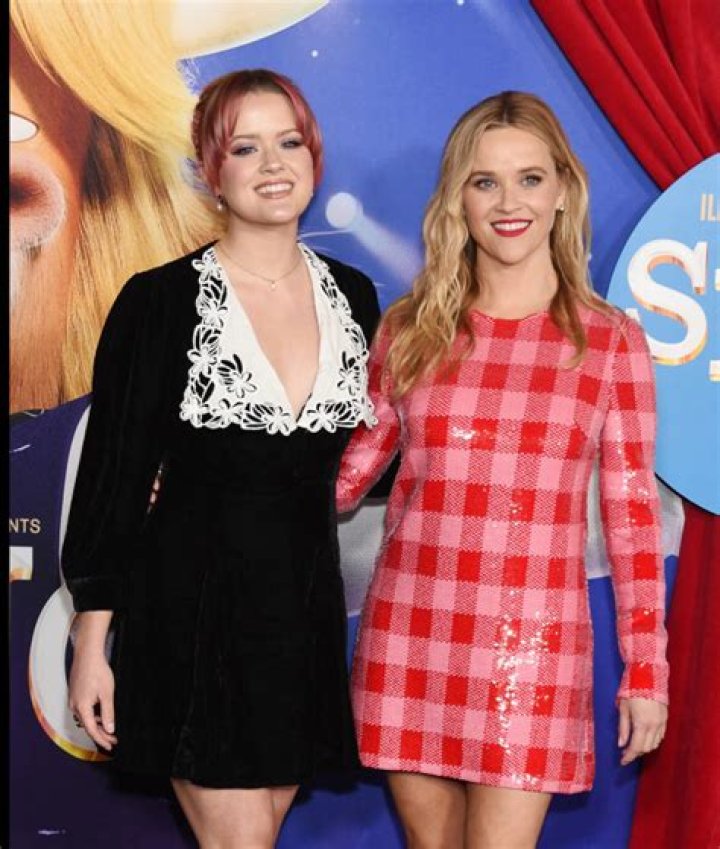 Ava Elizabeth Phillippe Sing LA Premiere 22 GotCeleb