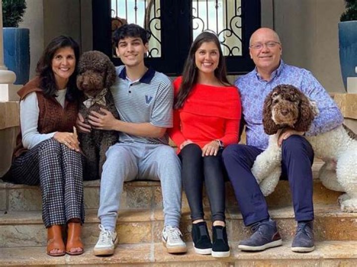 Bernardo Silva Sister Maria Carvalho e Silva, Parents And Family