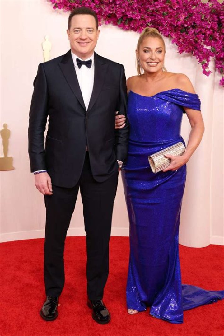 Brendan Fraser with his then-wife and kids