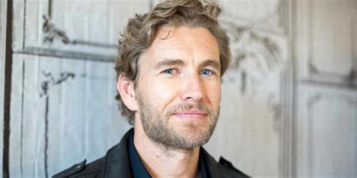 Brett Tucker – Biography, Facts & Life Story