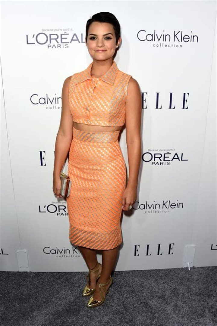 Brianna Hildebrand Age, Net Worth, Boyfriend, Family, Height and