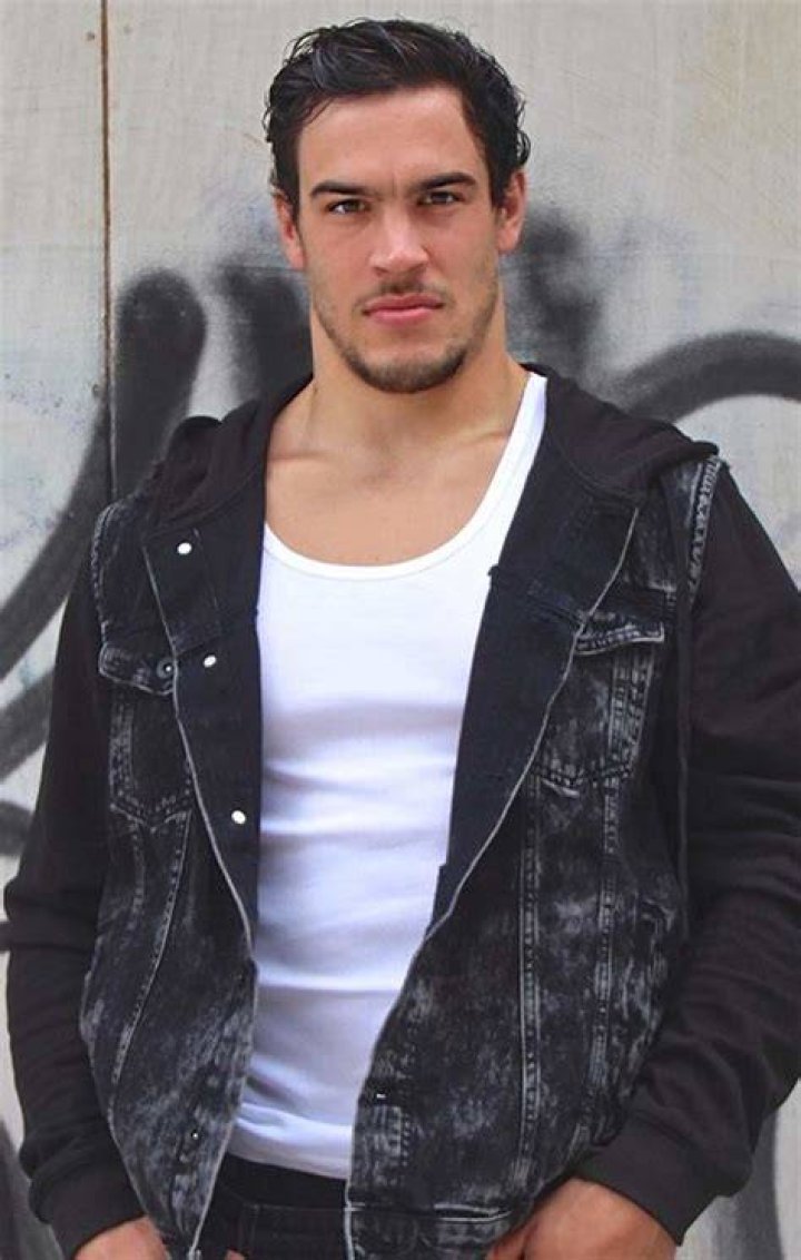 Brooker Muir IMDb