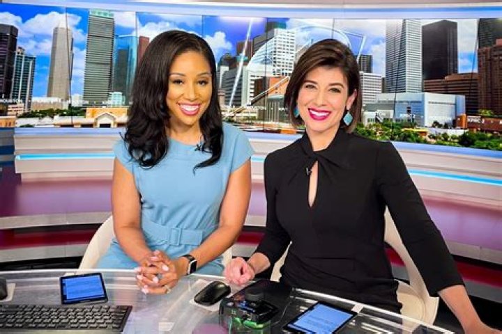 Candace Burns CBS 6, Bio, Wiki, Age, Husband, Salary, and Net Worth