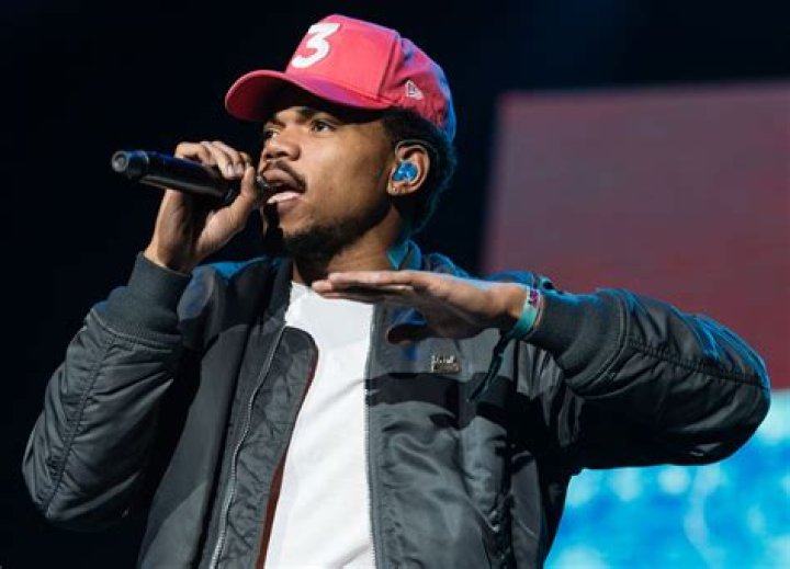 Chance The Rapper – Biography, Facts & Life Story