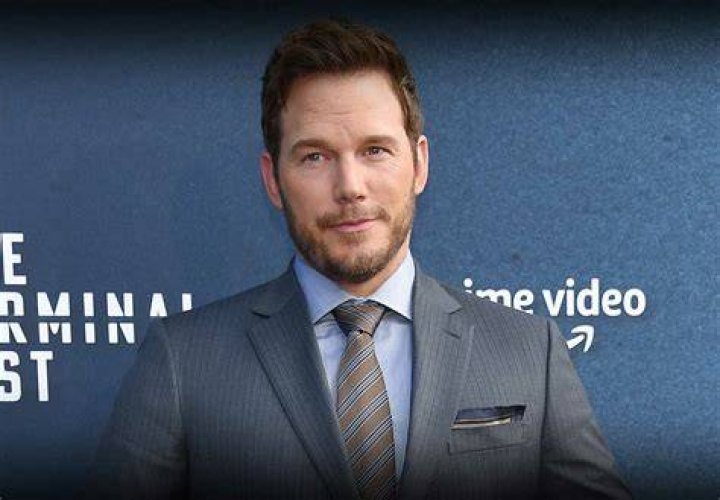 Chris Pratt as Emmet/Rex in The Lego Movie 2