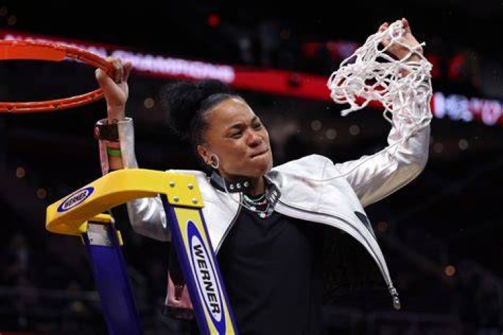 Dawn Staley's White House Diss FITSNews
