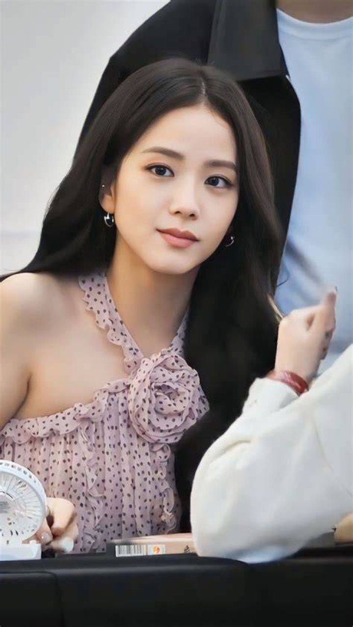 Did Jisoo Leave BLACKPINK 2023?