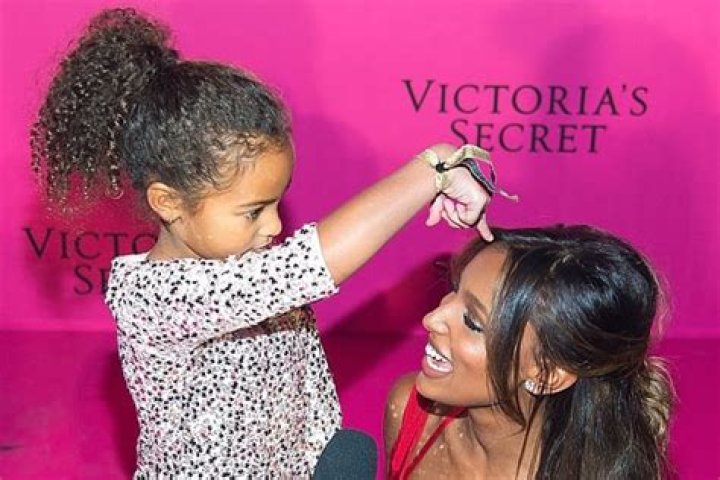 Did You Know Jasmine Tookes Have a Daughter? Who is Baby Father?