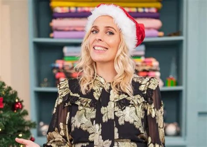 Does ‘8 Out of 10 Cats’ Star Sara Pascoe Have a Husband? A Look into Her Personal Life