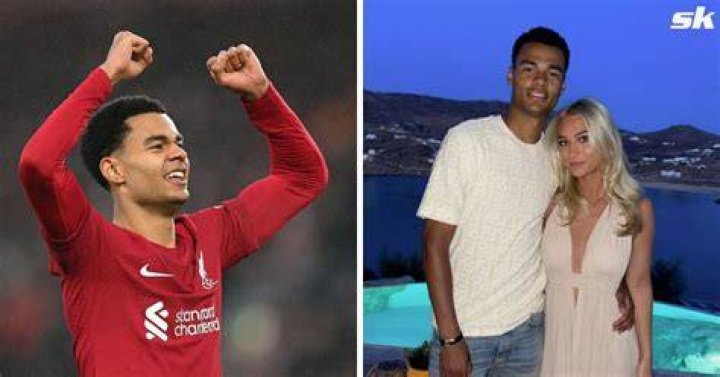 Dutch striker complicates Anfield incident with Instagram post