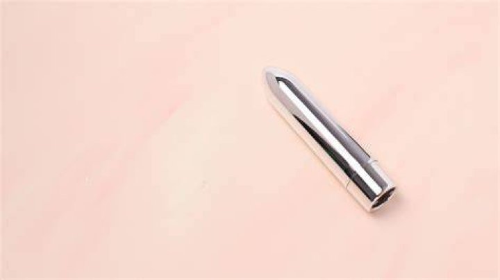 Edging With a Vibrator: 5 Tips for Extra Pleasure