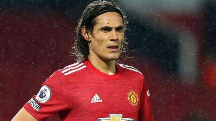 Edinson Cavani's net worth, salary, age, stats, house, cars, contract