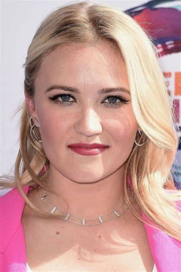Emily Osment photo 48 of 94 pics, wallpaper photo 428281 ThePlace2