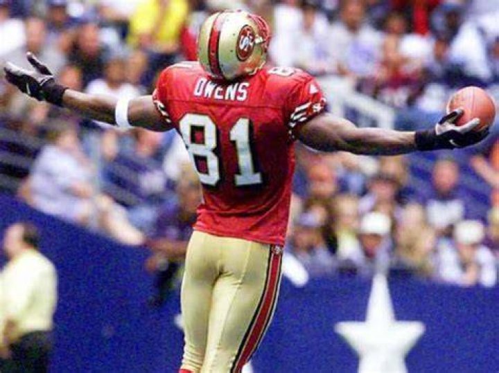 Ex49ers WR Terrell Owens once infamously celebrated by stepping on the