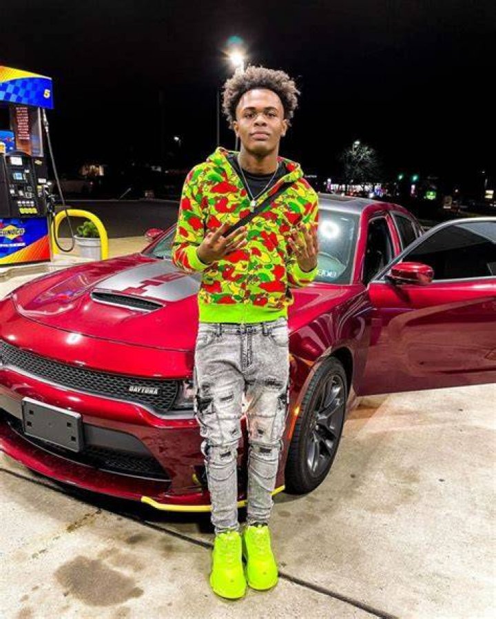 famouswooda Biography, Height & Life Story Super Stars Bio