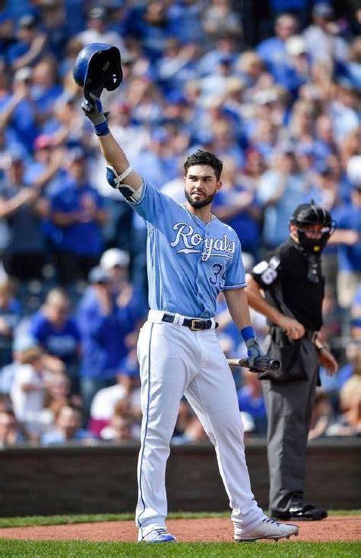 Former Royal Eric Hosmer, Kacie McDonnell expecting baby