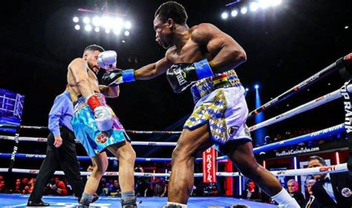 Ghanaian Boxer Isaac Dogboe Suffers Huge Setback After Title Fight Defeat to Robeisy Ramirez
