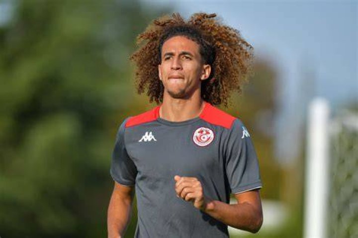 Hannibal Mejbri's net worth, salary, age, stats, house, cars, contract
