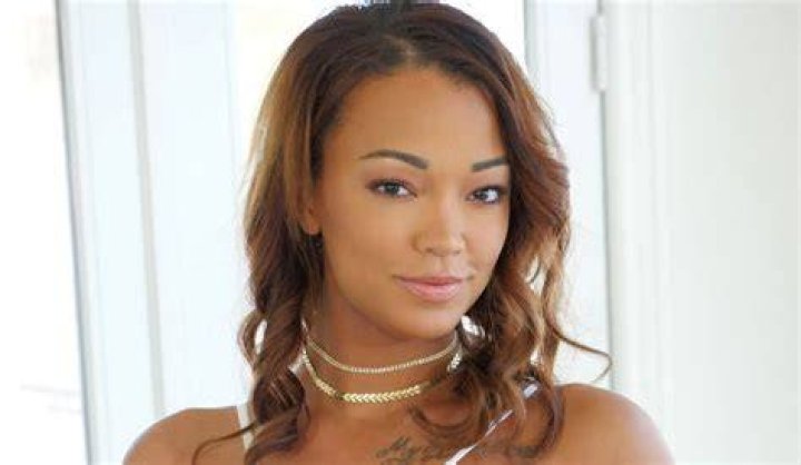 Harley Dean's Instagram, Twitter & Facebook on IDCrawl