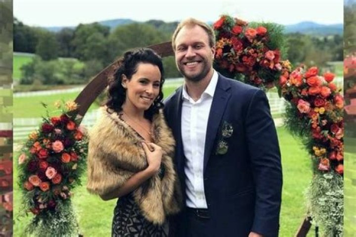 
Has Furious Pete Married His Girlfriend? Had Plans For Wedding Back In 2017
