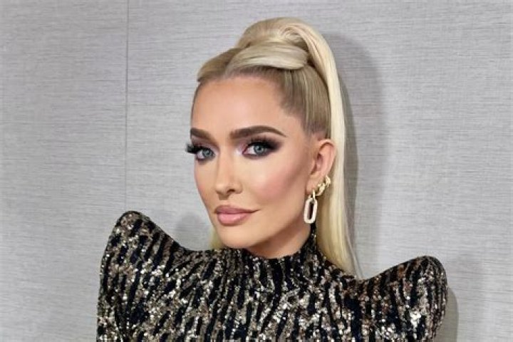How Much Does Erika Jayne Make on RHOBH? A Comprehensive Look at Her
