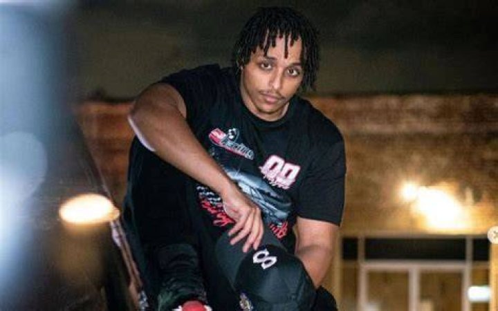 How old is Agent 00? Twitch streamer's age, career, and other details