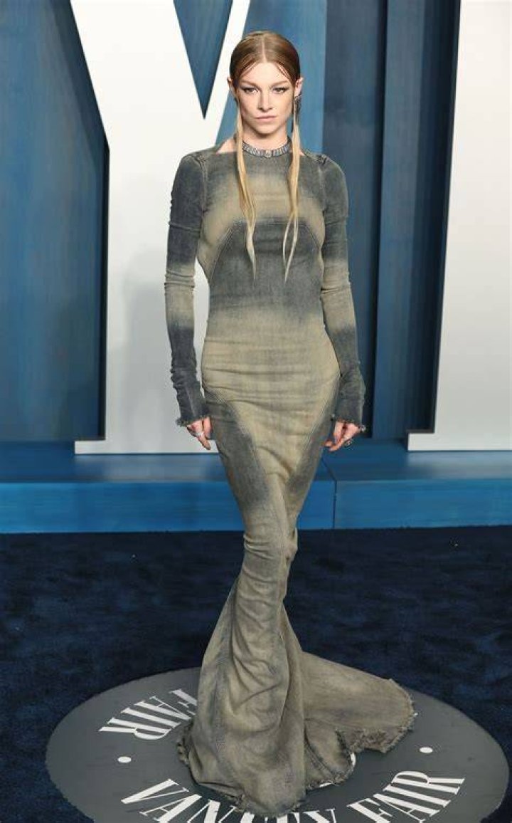 Hunter Schafer at the Vanity Fair Oscars Afterparty 2020 Best Vanity
