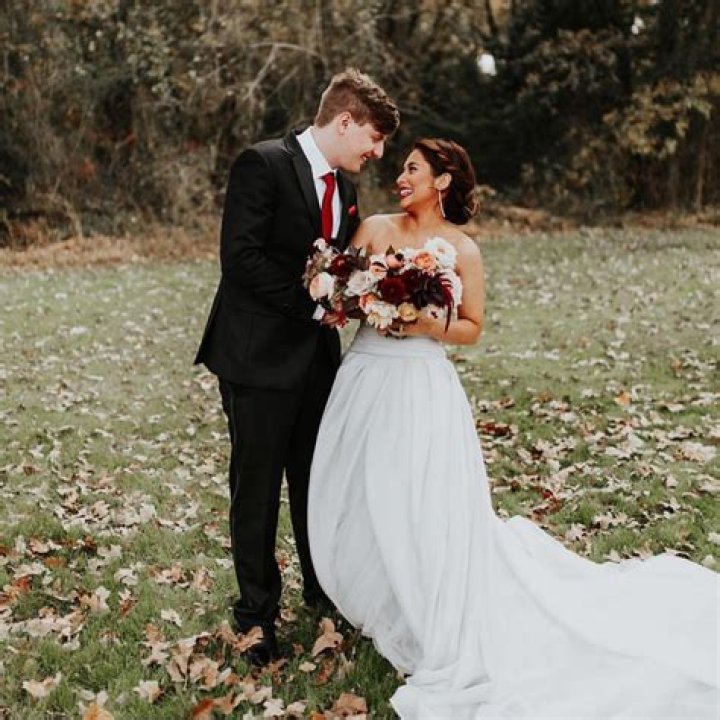 Is Alpharad Married to a Wife now after Divorce with Ex Wife and Bisexuality reveal?