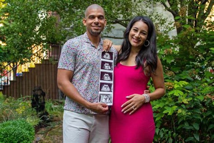 Isha Sesay CNN, Husband, Pregnancy, and Mother