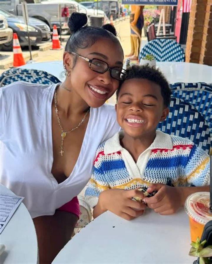 Jayda Cheaves Son Loyal Armani Wikipedia And Age