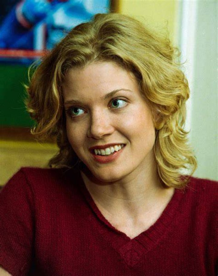 Jennifer Lien How Went Gone Downhill After Star Trek GIANT FREAKIN ROBOT