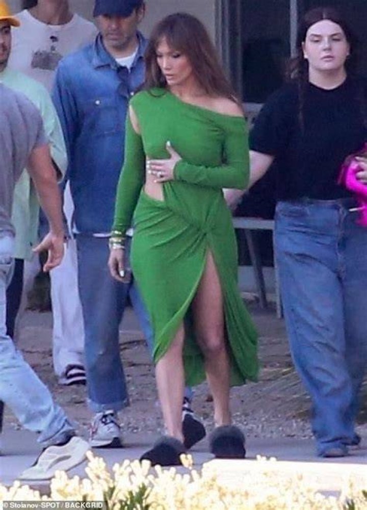 Jennifer Lopez Wore THAT Green Versace Dress Again Versace dress