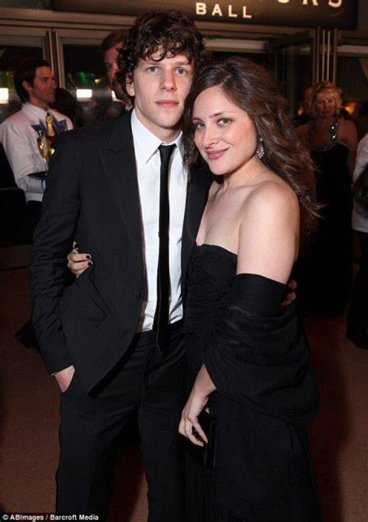 Jesse Eisenberg and Longtime Girlfriend Anna Strout Are Expecting a