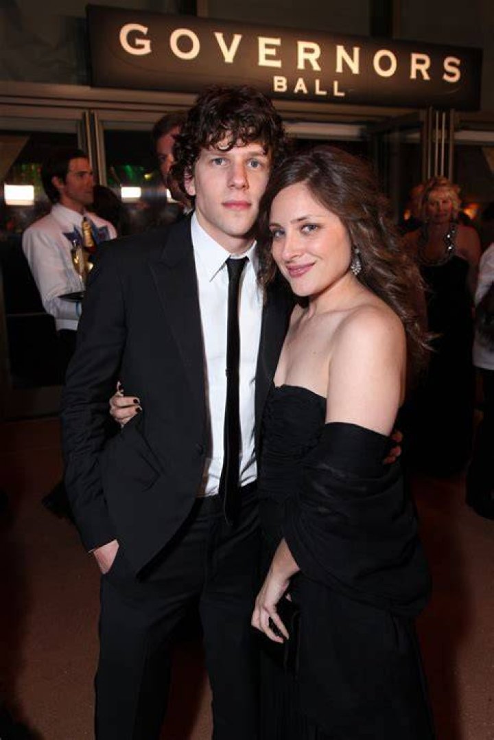 Jesse Eisenberg Is Expecting His First Child With Longtime Girlfriend