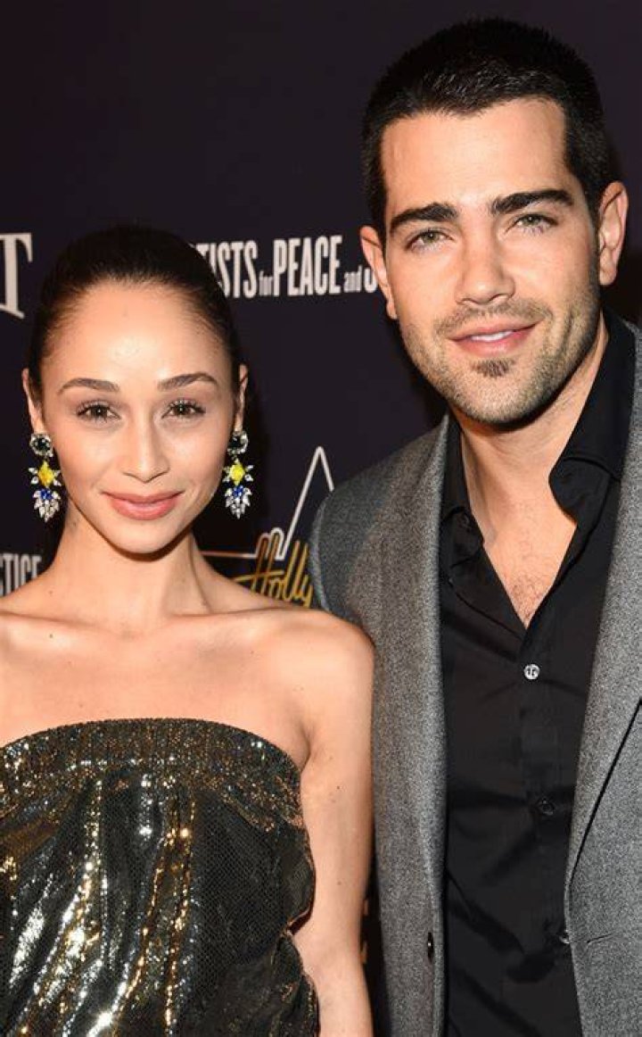 Jesse Metcalfe engaged to girlfriend of 10 years Cara Santana HELLO!