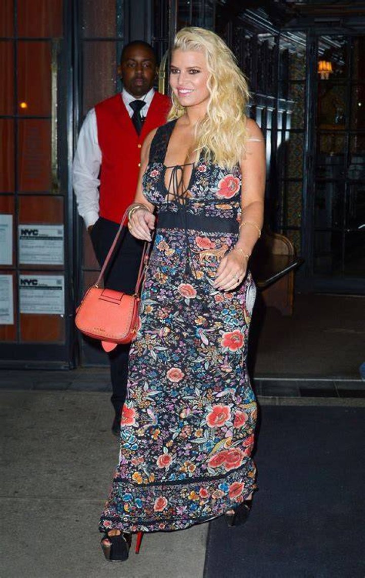 Jessica Simpson Night Out Style Beverly Hills 5/14/2016 &bull; CelebMafia
