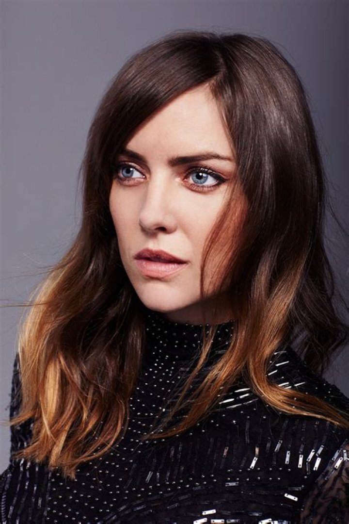 Jessica Stroup – Biography, Facts & Life Story